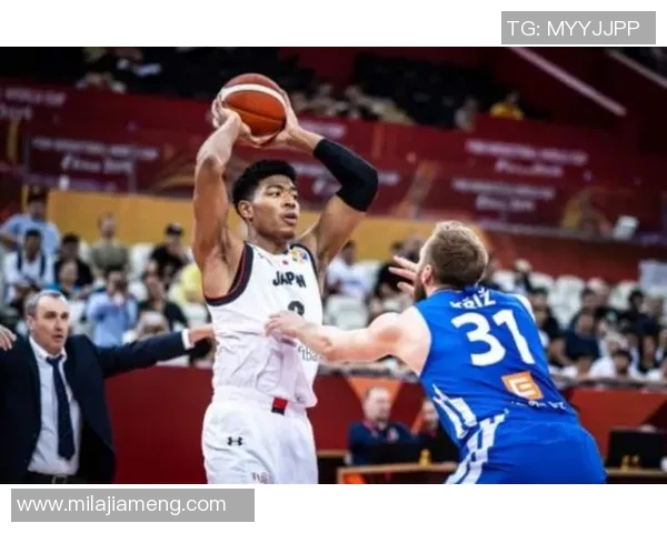 布拉格斯巴达与斯巴达克苏波迪加的激烈对决揭示了捷克足球的魅力与竞争力